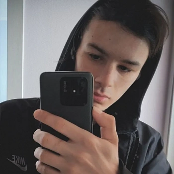Коровин Артём