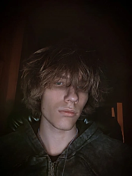 Гречихин Денис