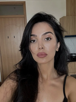 Наврузова Диана