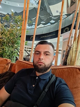 Лашко Роман