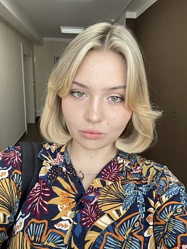 Кокшарова Кристина