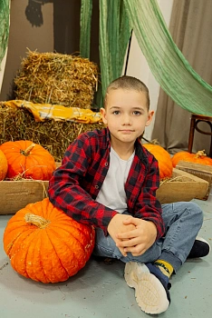 Хохрин Артём Александрович  Хохрин Артём Александрович