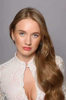 Лизнёва Ангелина