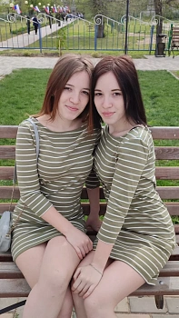 Ангелина и Каролина