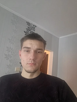 Самсонов Артем