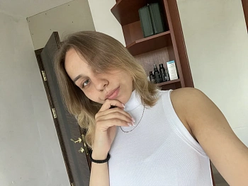 Хрусталева Анна