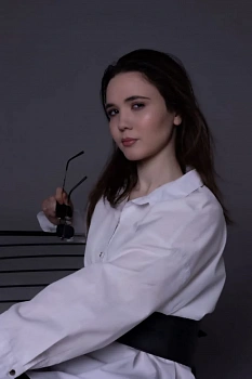Стадник Алина 