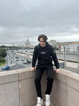 Левашов Андрей Петрович 
