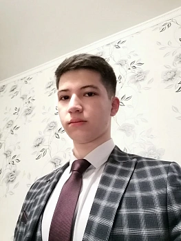 Азамов Акмал