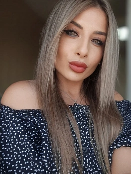 Шатерник Зарина