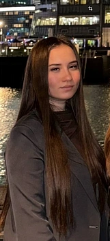 Елизарова Анна