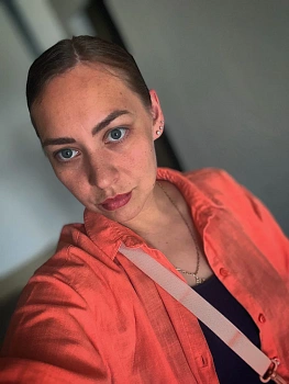 Яна Владимировна Каракулова