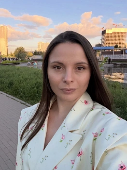 Стрелова Карина
