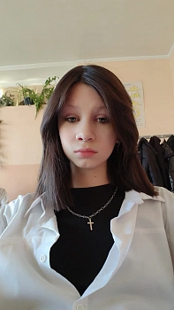 Алиса Полиневских