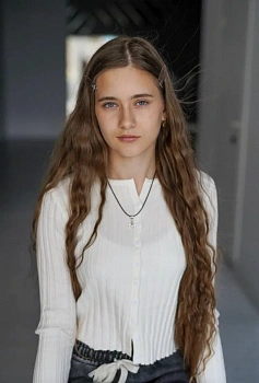 Колесникова Алиса 