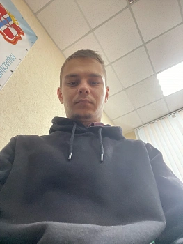 Артем Николаевич Ларин