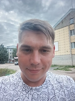 Максим