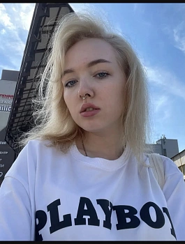 Николаева Лиза