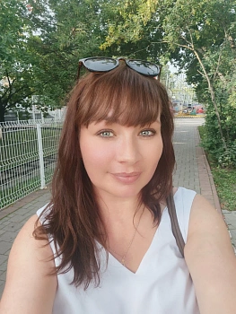 Ахмадеева Оксана Владиславовна 