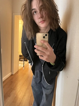 Женя Николаев