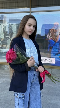 Липчанская Стефания 