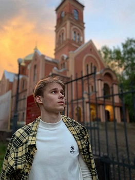 Илья