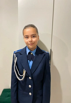 Елманова Алиса 