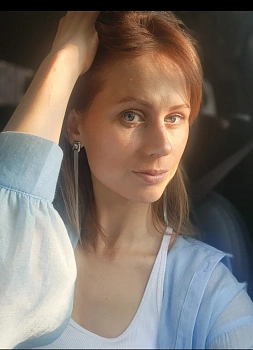 Юлия Холопова