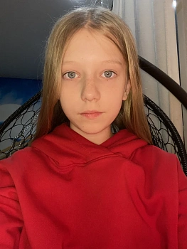 Полина Сырова