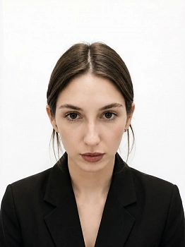 Полина