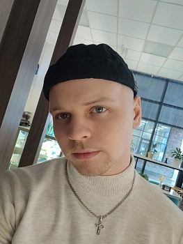 Егор Апарин