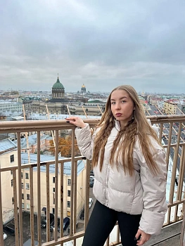 Хлызова Анжелика 